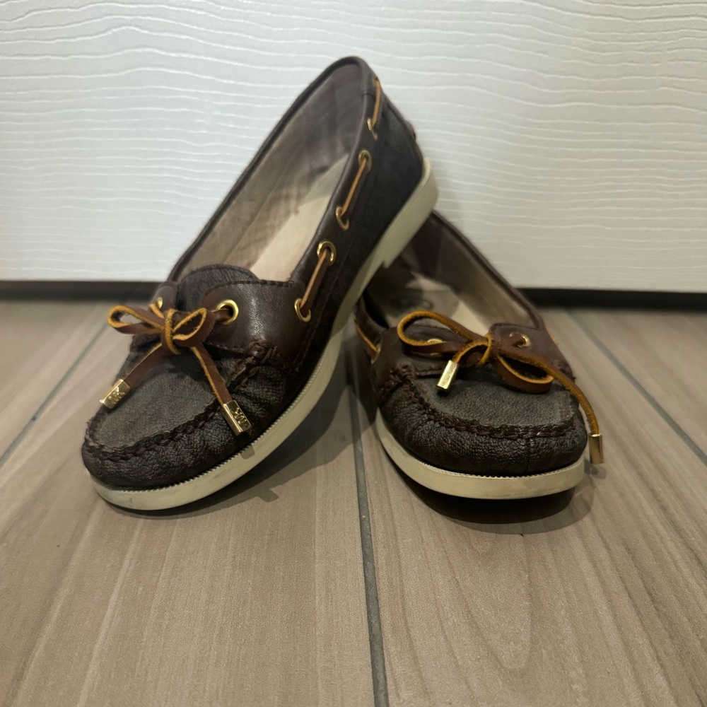 Women’s sz 6.5 Michael Kors loafers